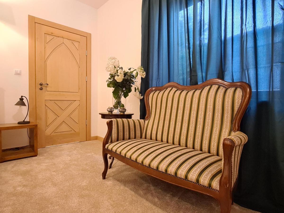 Gosciniec Ilzanka Bed & Breakfast ภายนอก รูปภาพ