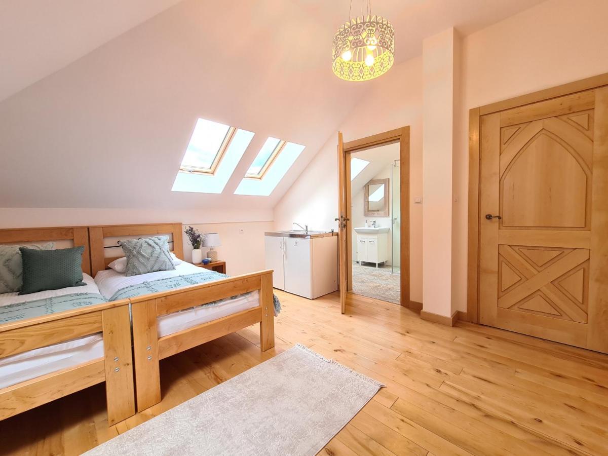 Gosciniec Ilzanka Bed & Breakfast ภายนอก รูปภาพ