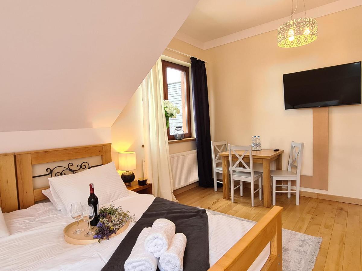 Gosciniec Ilzanka Bed & Breakfast ภายนอก รูปภาพ